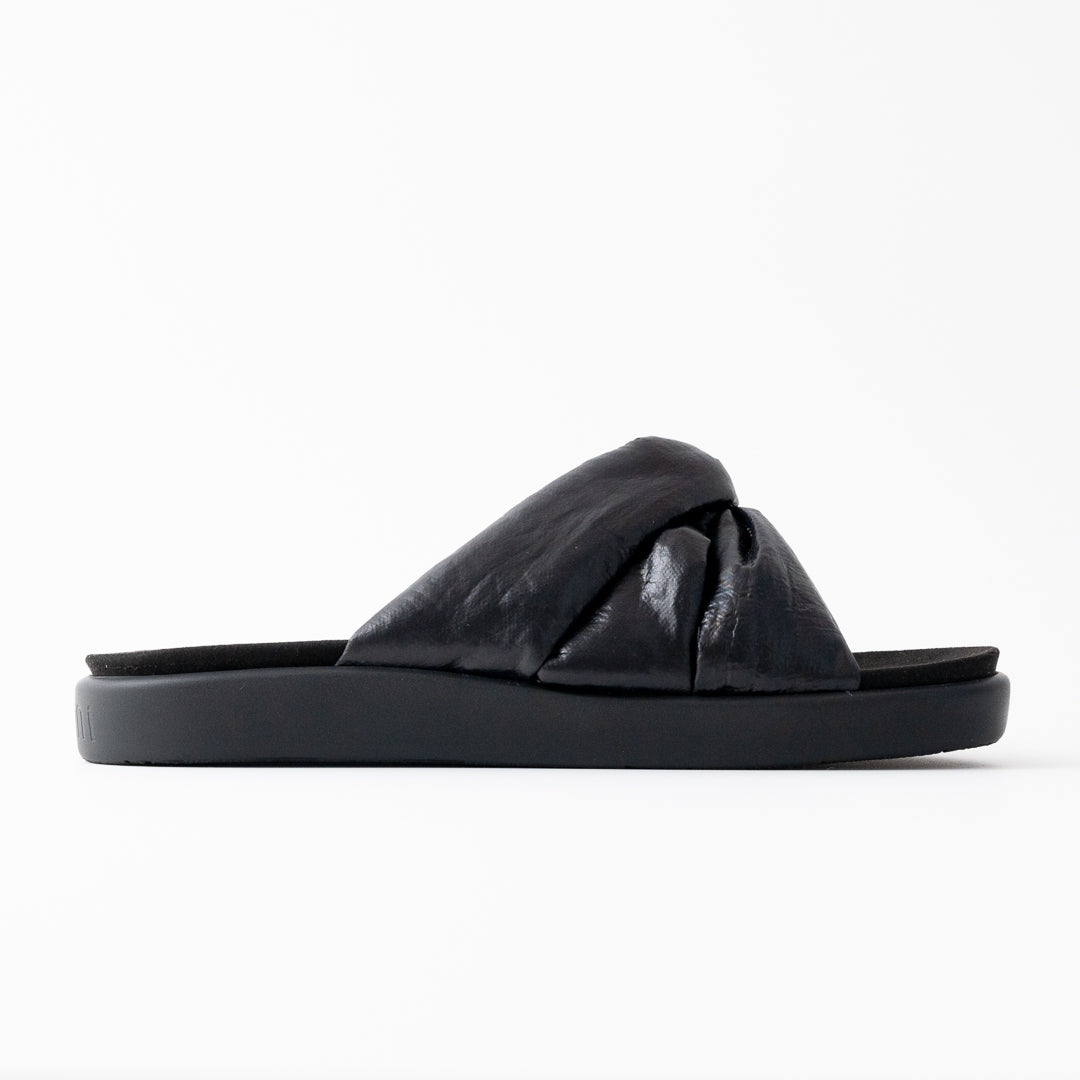 imini Amelie 1000-99 moderne, schwarze Pantolette mit herausnehmbarem Fußbett