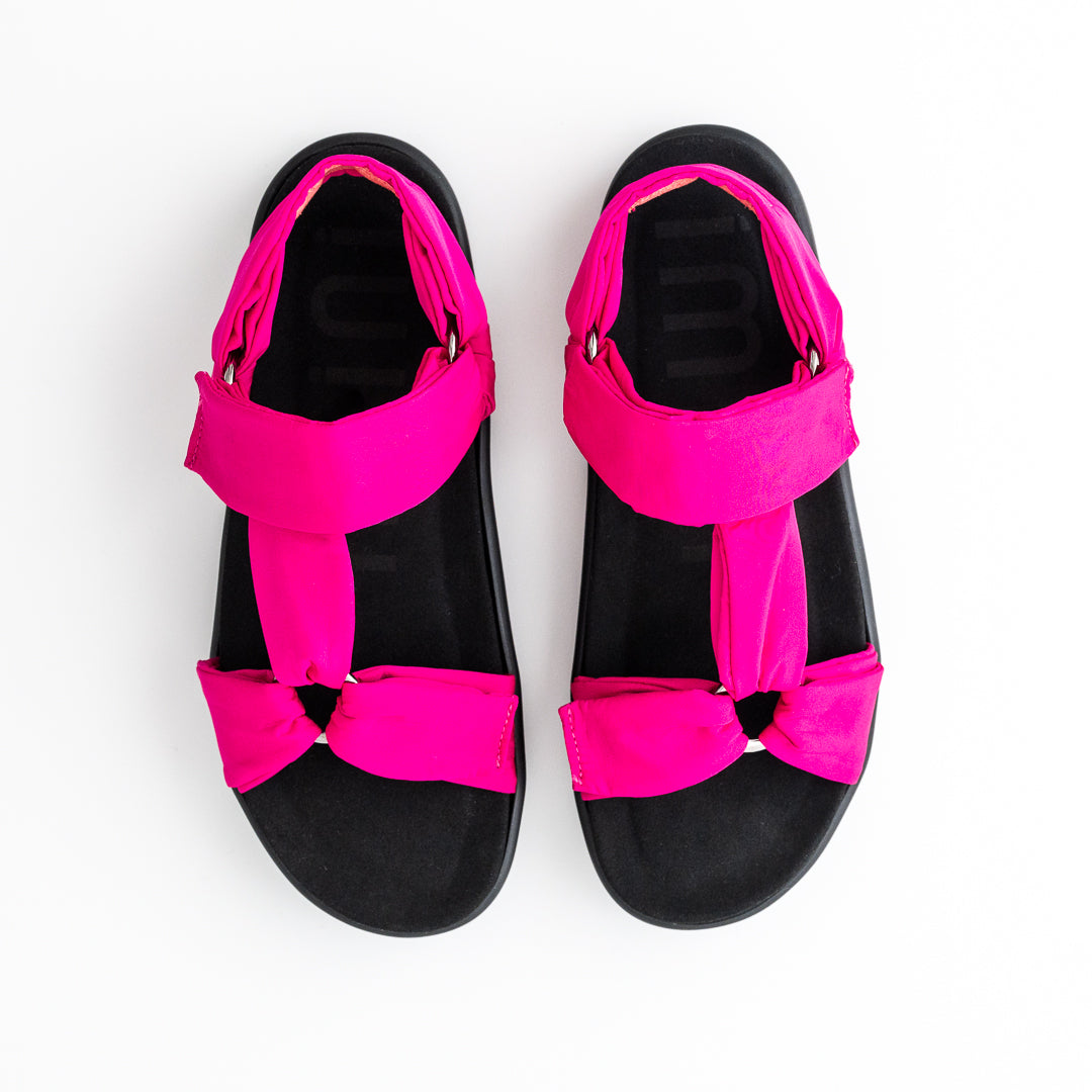 Trekkingsandale in pink mit Wechselfußbett